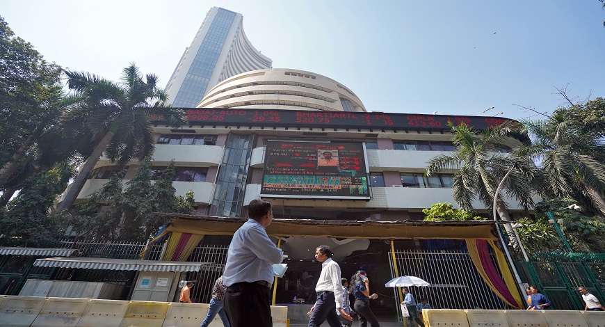 The week concludes on a mixed note – Heavy selling at the start, a brief recovery, and now a wait-and-watch approach ahead of the budget.