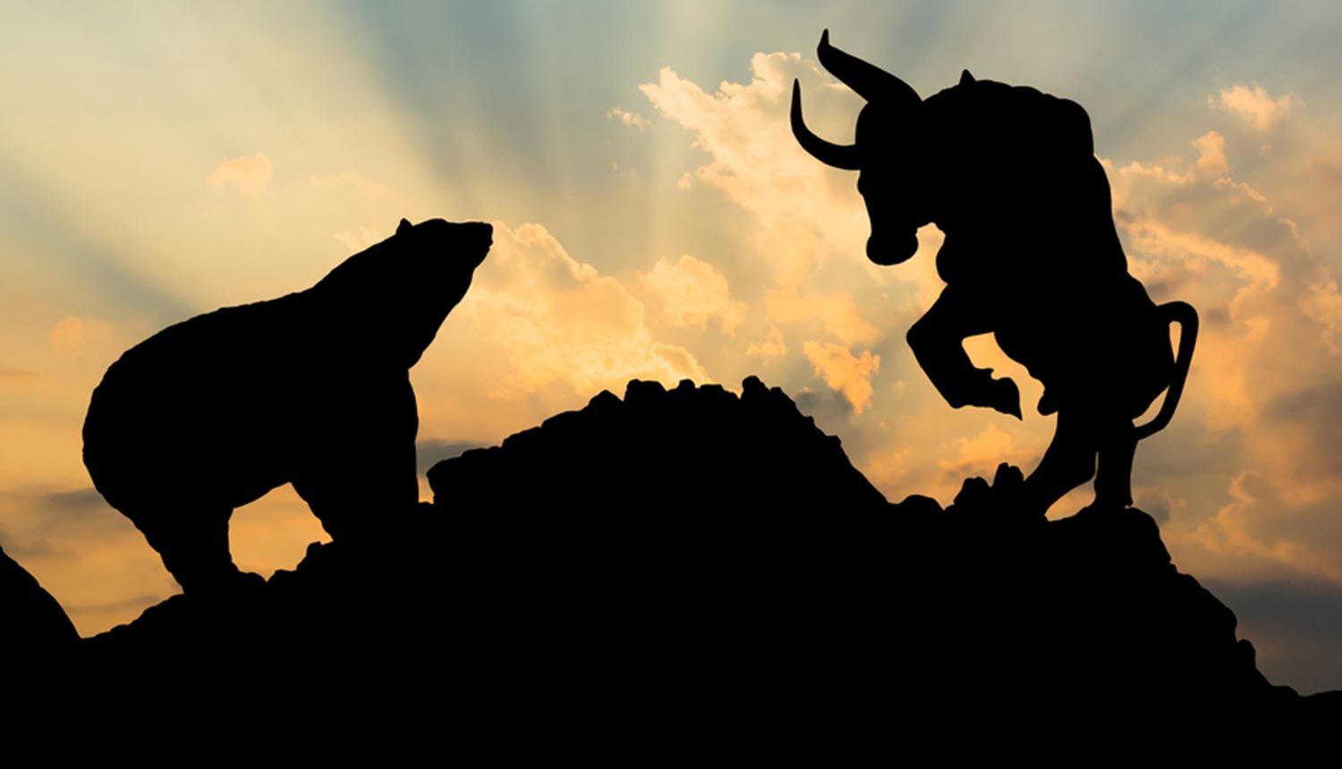 The Indian equity indices extended the gaining momentum for the third consecutive session on Thursday amid buying in IT stocks after the US Fed announced a rate cut.  